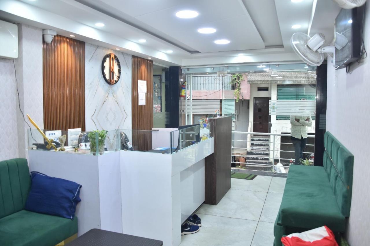 Green Leaf Hotel Ujjain Exterior foto